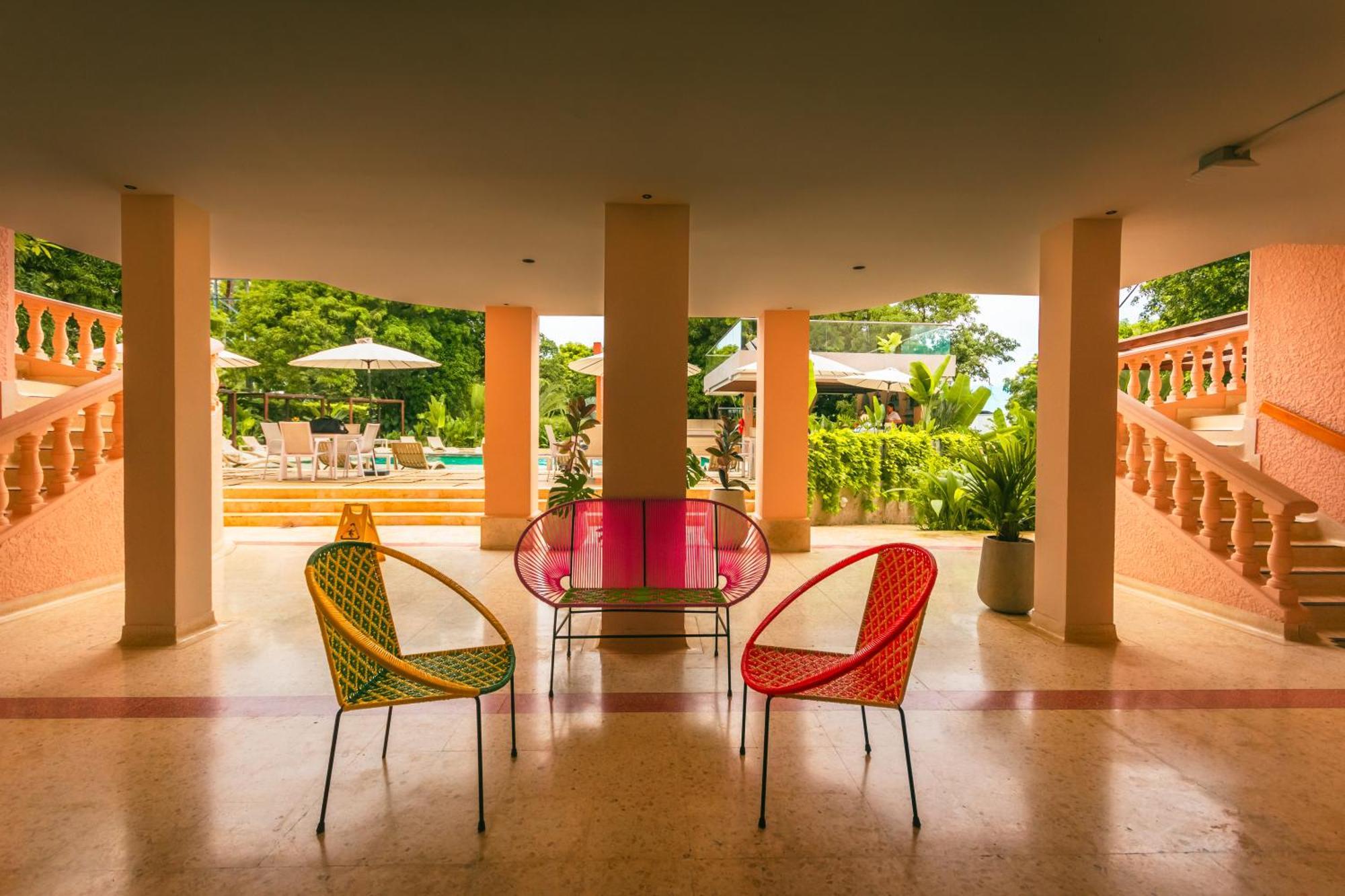 Del Tropico Hotel 索佩特兰 外观 照片